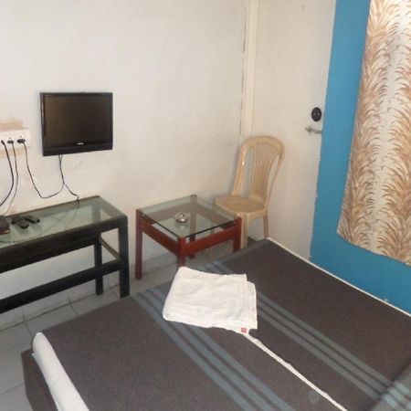 Hotel Abhishek Nashik Εξωτερικό φωτογραφία